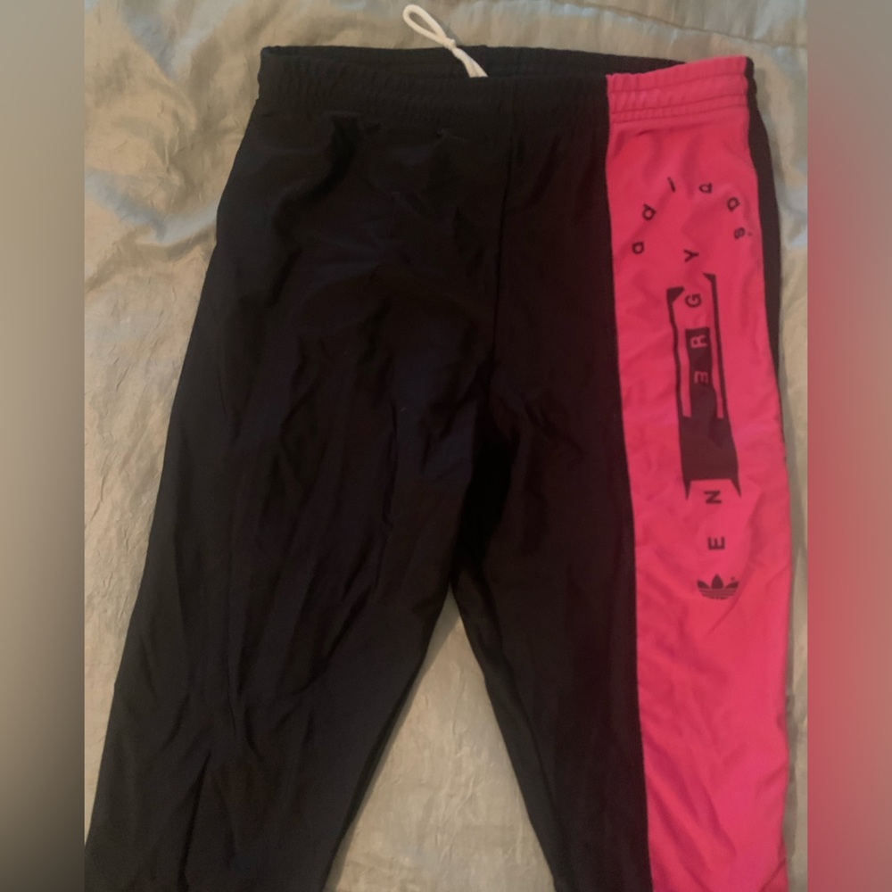 ❤️3/$20 Adidas exercise pants size small